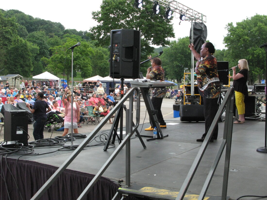 Follansbee Community Days Offers Music Food And Fun News Sports 